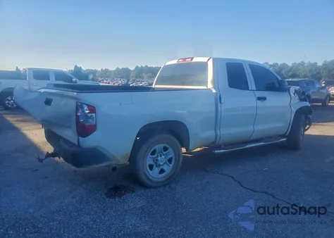 2018 Toyota Tundra Double Cab Sr z USA, uszkodzony, nr VIN 5TFRM5F11JX125834